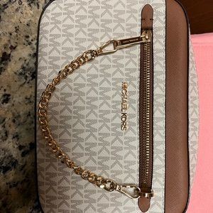Michael Kors Jet Set Large Logo Crossbody bag